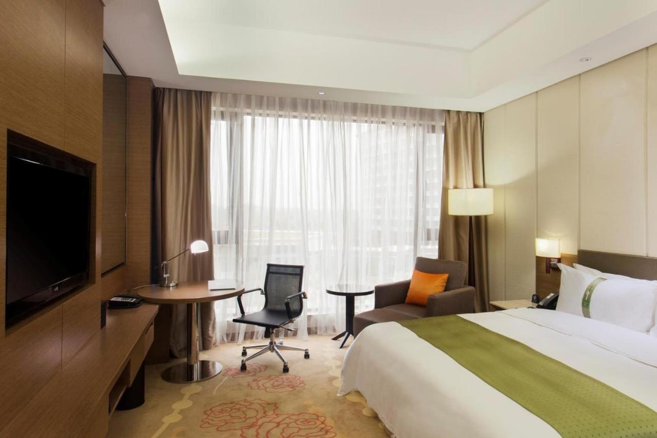 Holiday Inn Nanyang By Ihg Exterior photo